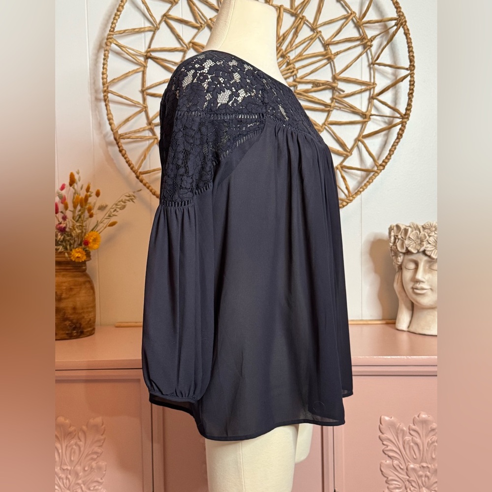 Ann Taylor sheer Navy Lace‎ Blouse - Picture 2 of 6